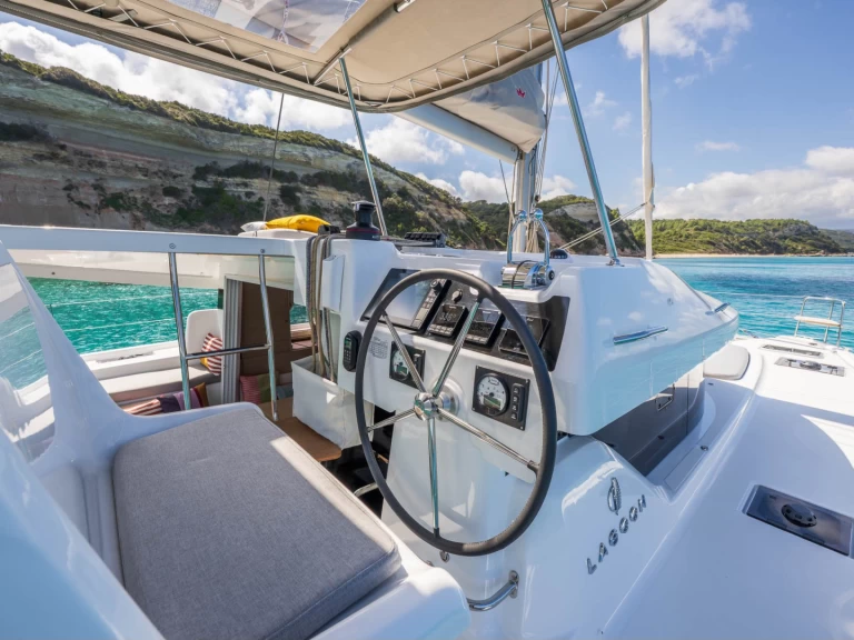 Lagoon Lagoon 38 charter bareboat or captained in  Lefkáda