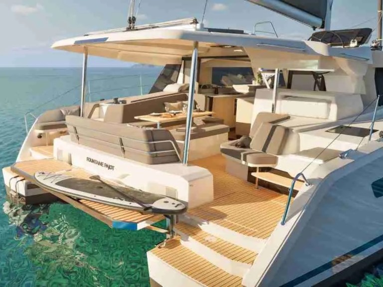 Boat rental Fountaine Pajot New 41 in Rodi Garganico on Samboat