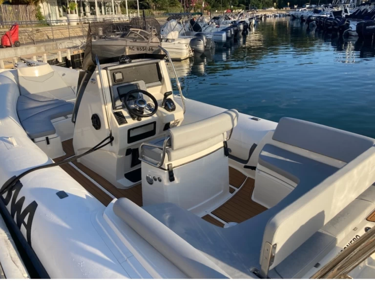 Bareboat Rental RIB Bwa with a boat licence