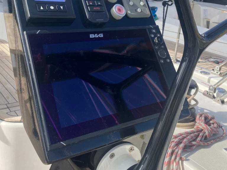 Yacht charter Kaštela cheap More 55