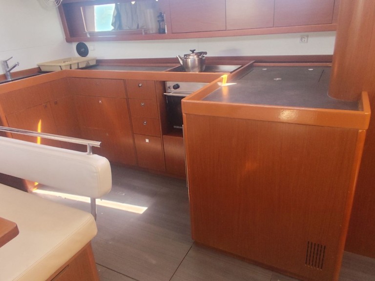 Rent a Bénéteau Oceanis 48 Gouvia