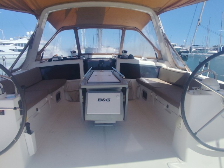 Sailboat rental in Gouvia - Bénéteau Oceanis 48