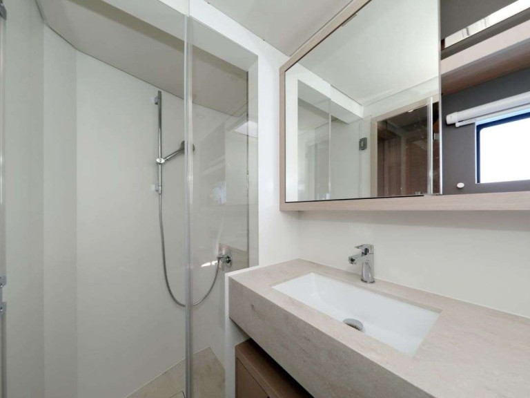 Yacht charter Kaštel Gomilica cheap Lagoon 55