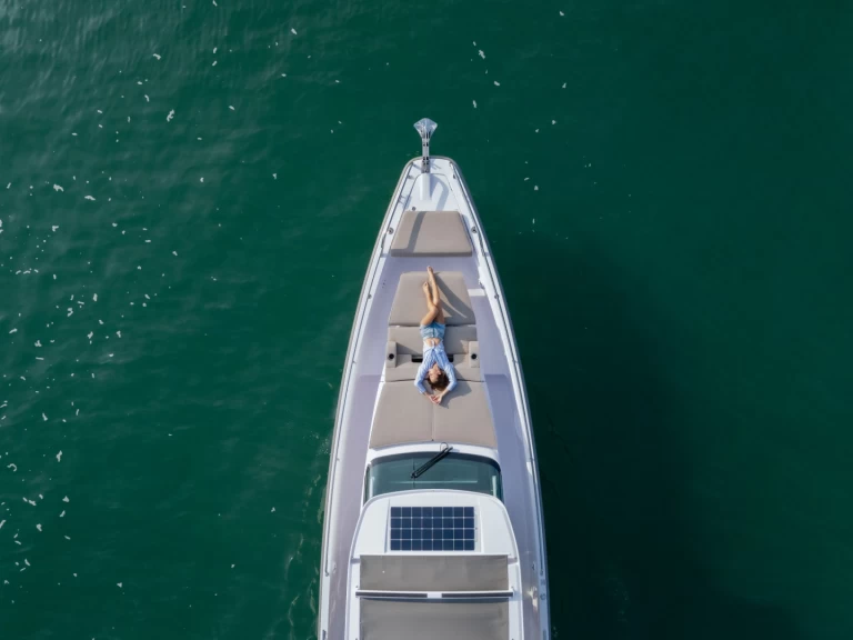 Yacht charter Phuket (City) cheap 37 T-Top