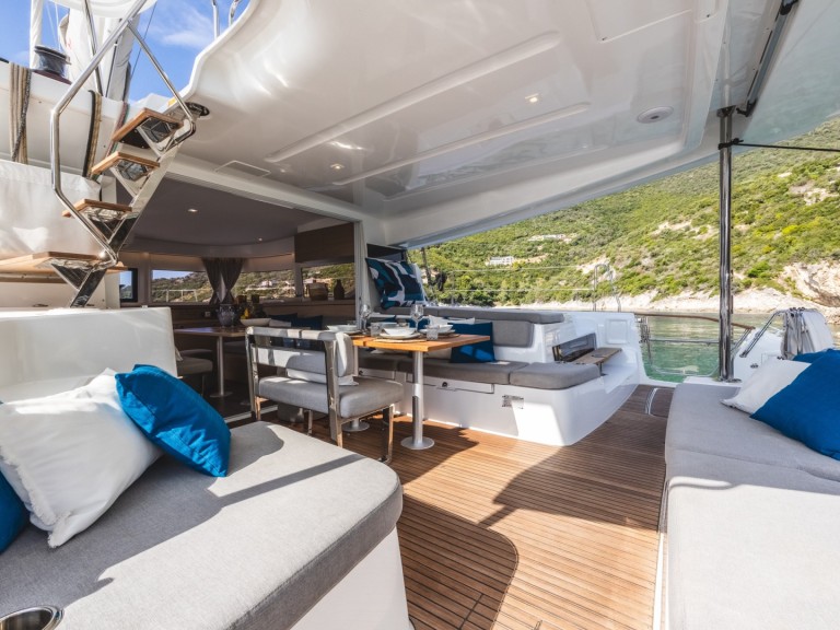 Rent a Lagoon Lagoon 43 Lefkáda