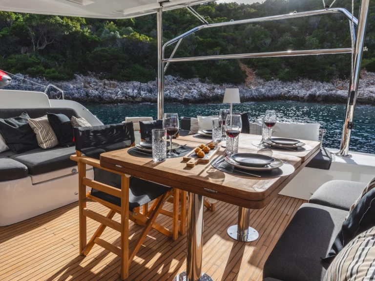 Rent a Lagoon Lagoon 51 Lefkáda