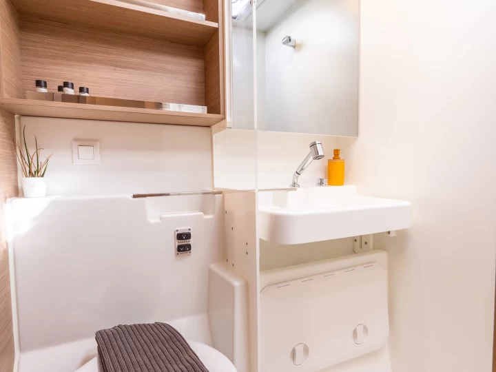 Lagoon Lagoon 43 charter bareboat or captained in  Lefkáda