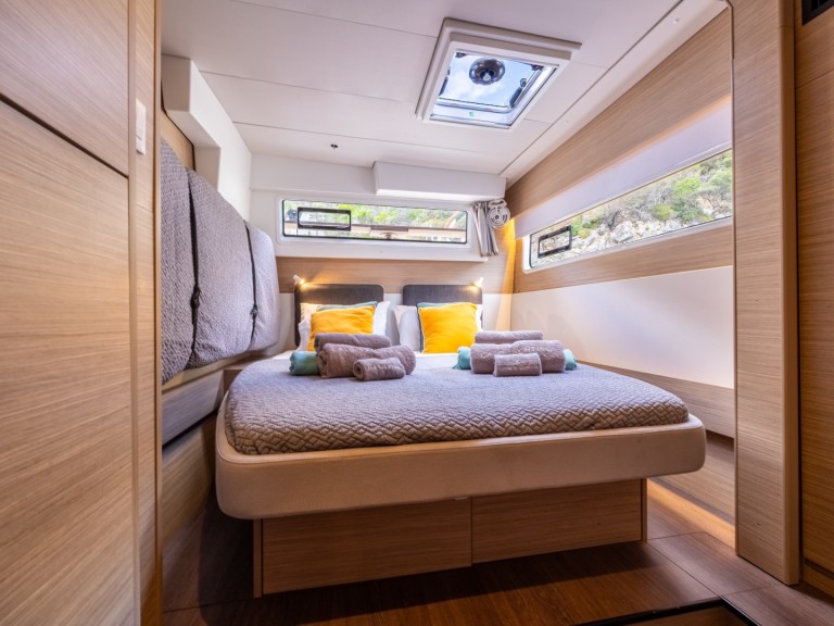 Lagoon Lagoon 43 in Lefkáda on SamBoat