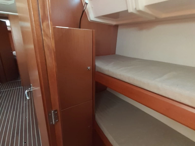 Sailboat for rent Punta Ala at the best price