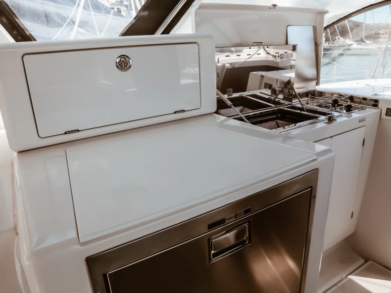 Yacht charter Punta Ala cheap Sun Loft 47