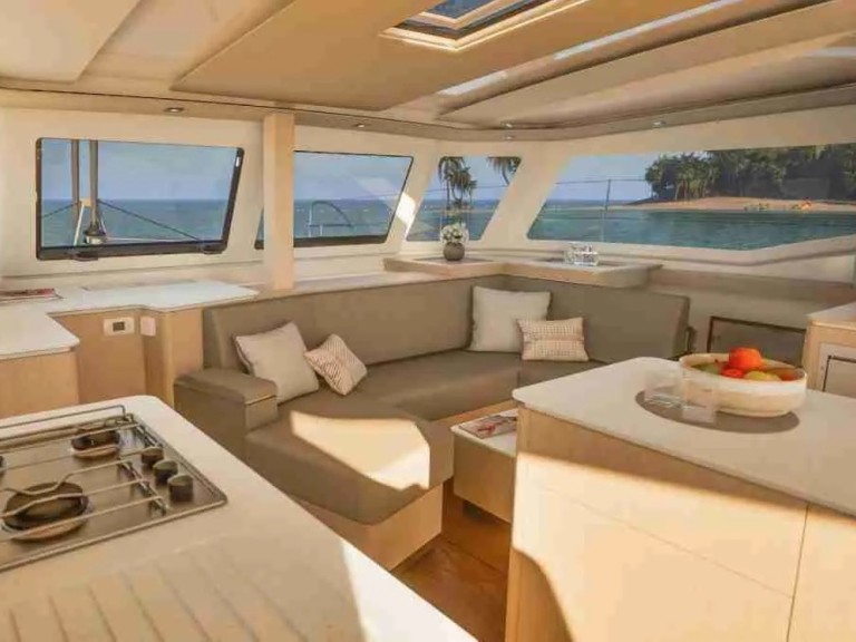 Rent a Fountaine Pajot New 41 Rodi Garganico