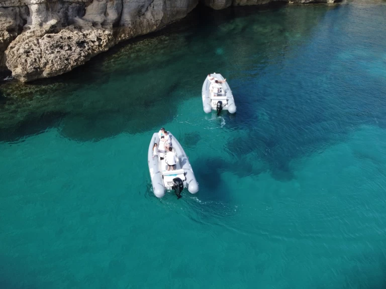 Boat rental Bwa Bwa 550 in Cagliari on Samboat