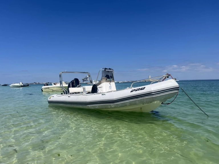 Zodiac Pro Open 650 charter bareboat or captained in  La Forêt-Fouesnant