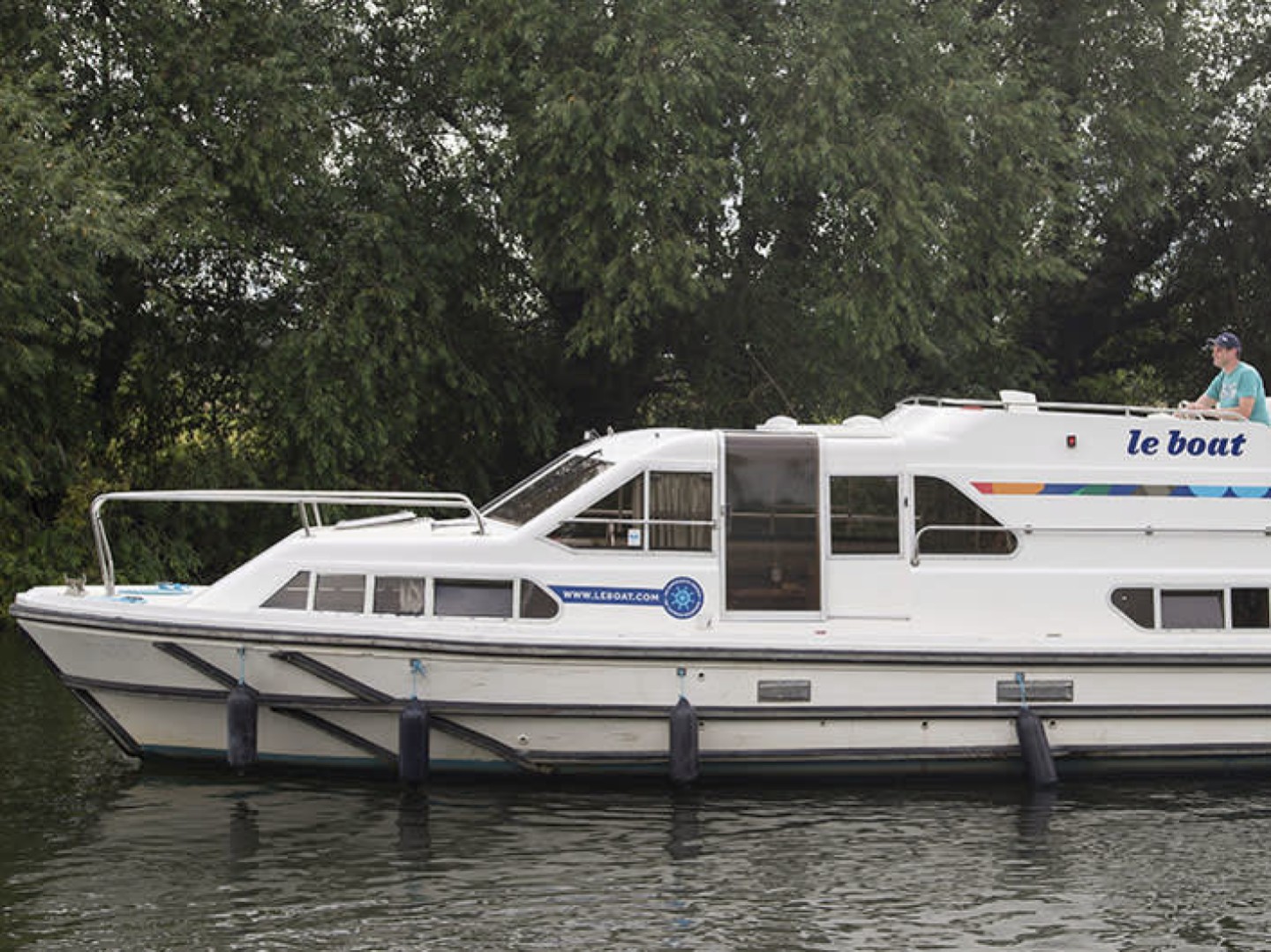 Rent A Motorboat Le Boat Crusader In Hindeloopen SamBoat rent-a-motorboat-le-boat-crusader-in-hindeloopen-samboat