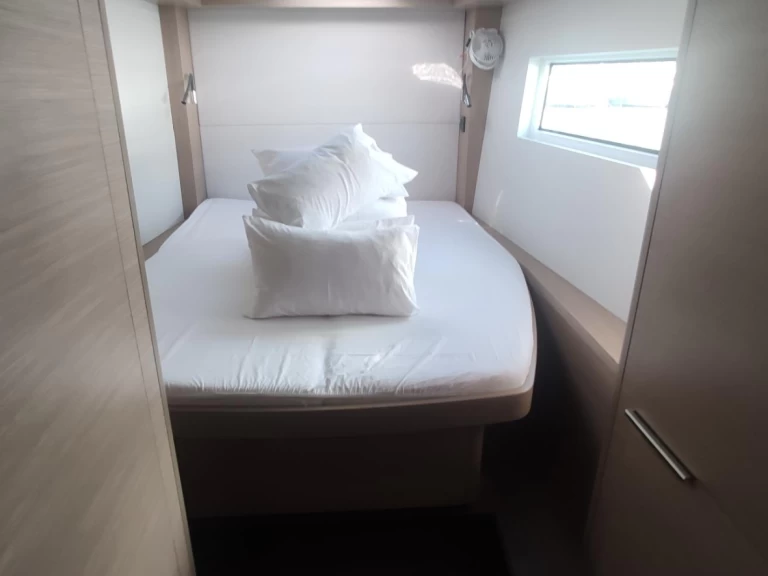 Catamaran rental in Kaštela - Lagoon Lagoon 51