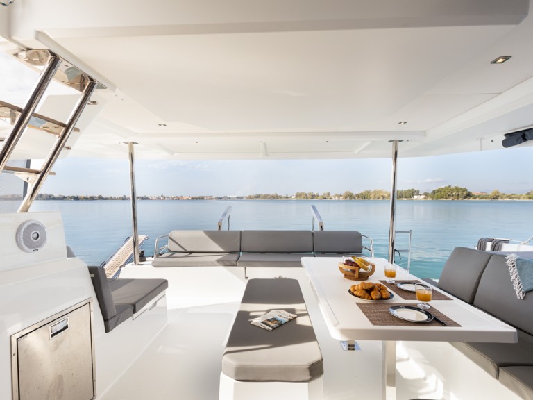 Catamaran rental with or without captain Fountaine Pajot Préveza