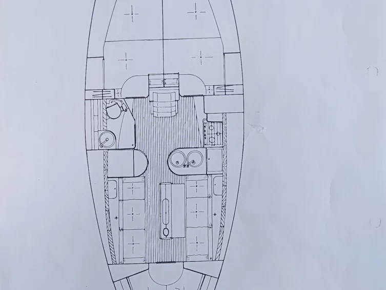 Sailboat for rent Le Grau-du-Roi at the best price