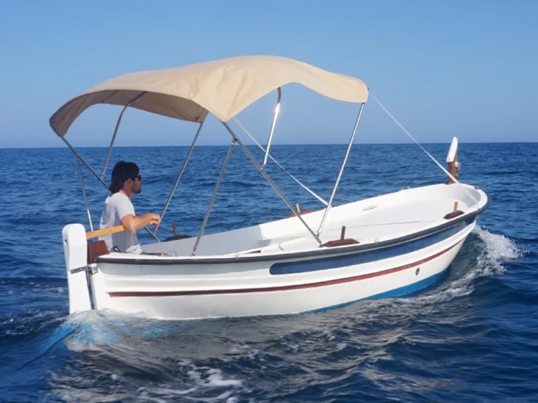 Pascual Calafat 27 in Calella de Palafrugell on SamBoat