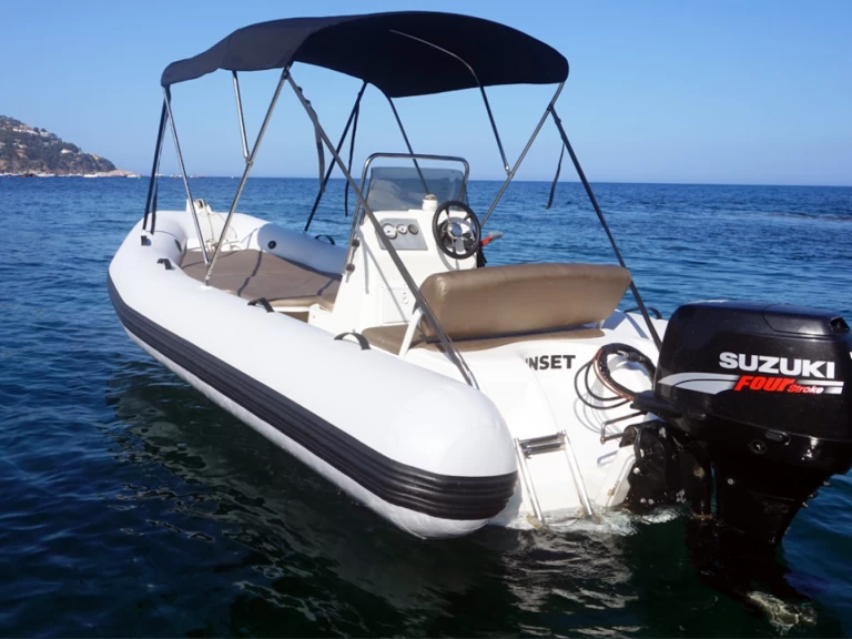 RIB rental in Calella de Palafrugell - Zodiac Medline 500