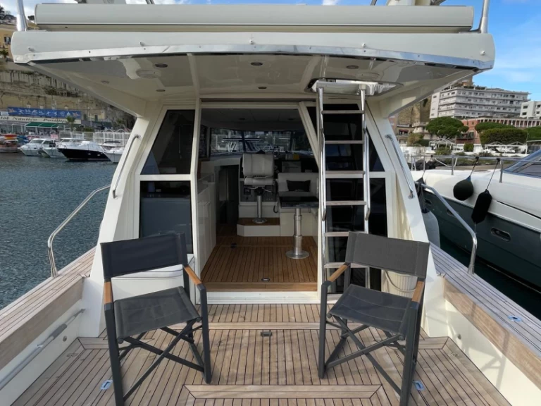 Yacht charter Porto di Mergellina cheap Rio 11,50