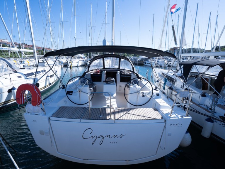 Sailboat rental with or without captain Dufour Pula