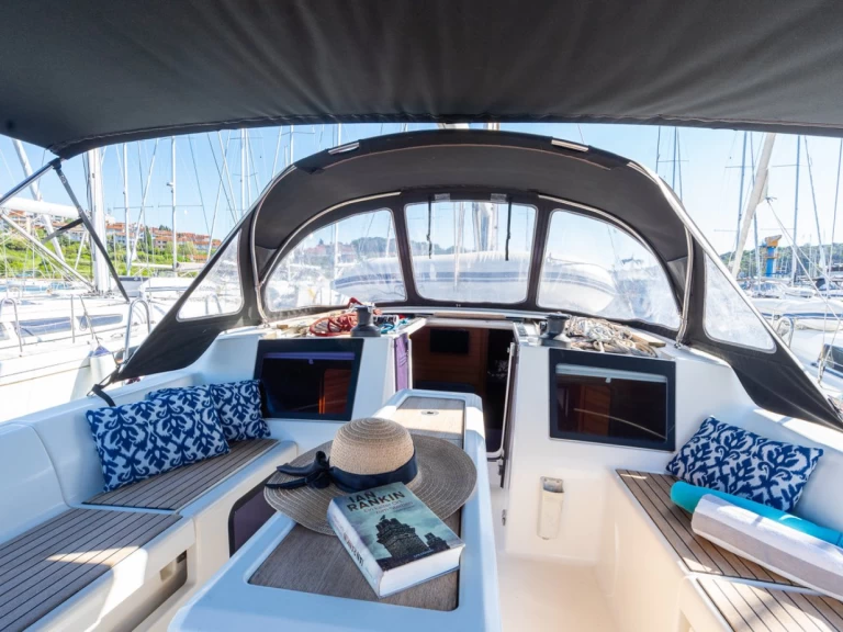 Rent a Dufour Dufour 460 Grand Large Pula