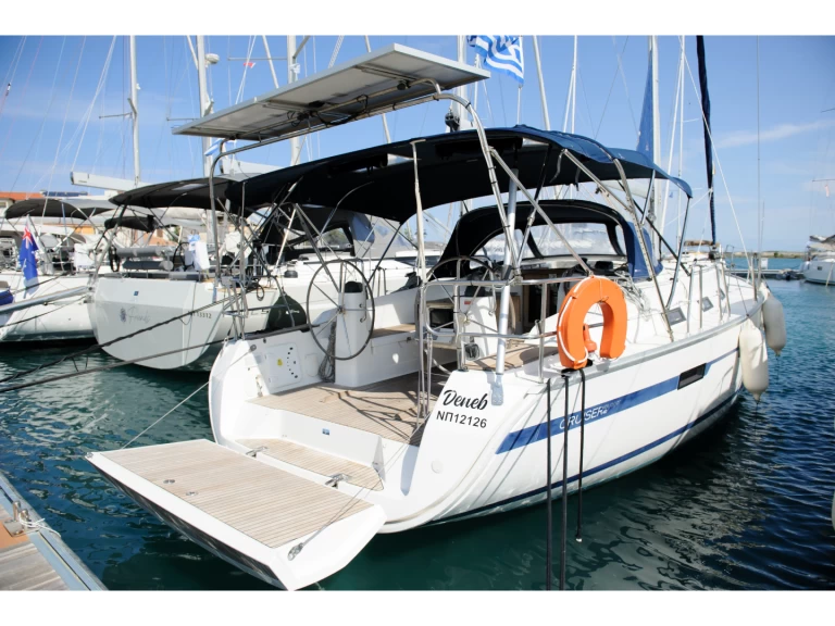 Bareboat Rental Sailboat Bavaria with a boat licence