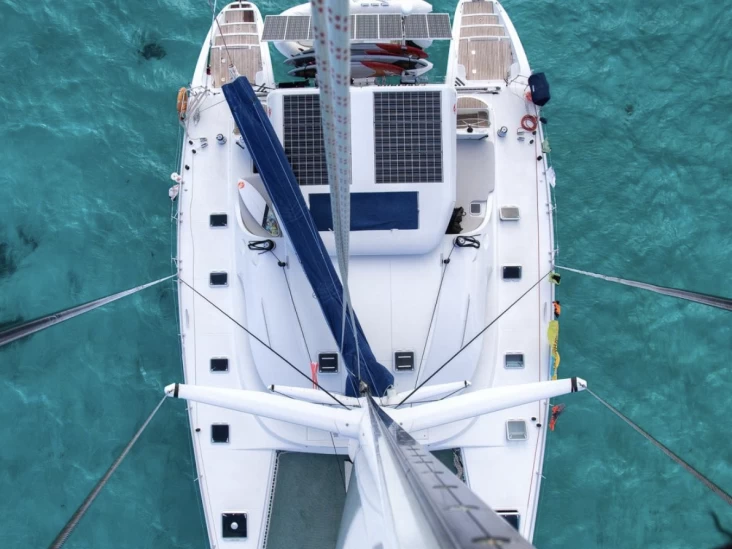 Yacht charter Papeete cheap Lagoon 570