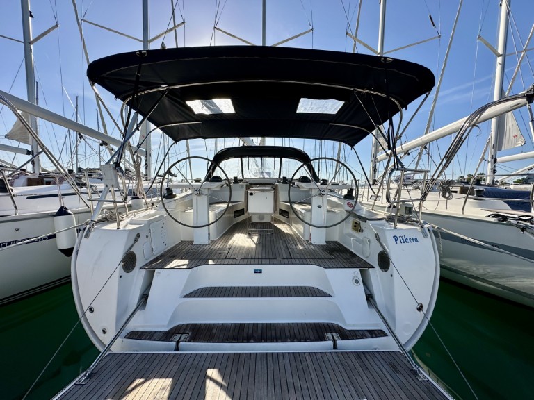 Bareboat Rental Sailboat Bavaria with a boat licence