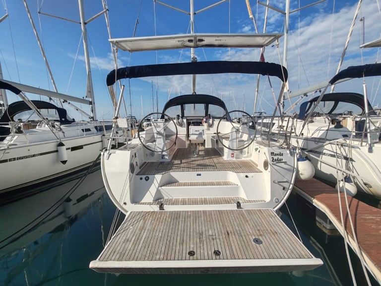 Boat rental Bavaria Cruiser 46 in Drage on Samboat