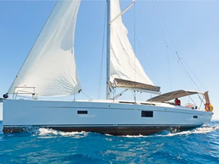 Rent a Hanse Hanse 455 Alimos