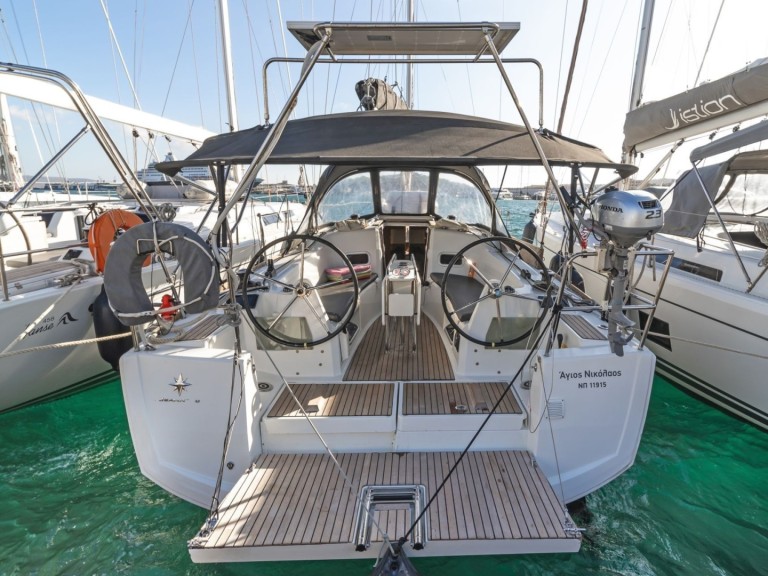 Sailboat rental in Volos - Jeanneau Sun Odyssey 349