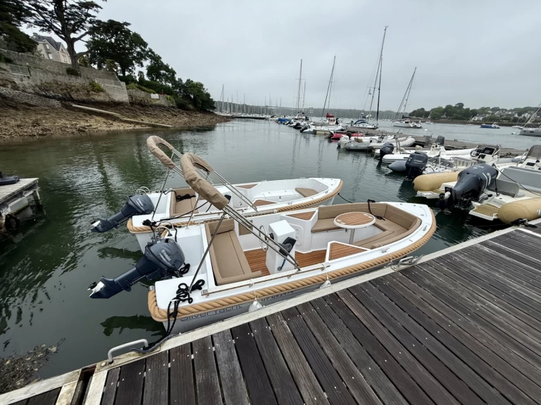 Motorboat rental with or without captain Silver Yacht Combrit