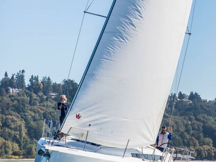 Sailboat rental with or without captain Jeanneau Alimos