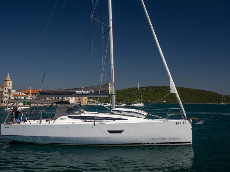 Sailboat for rent Betina at the best price