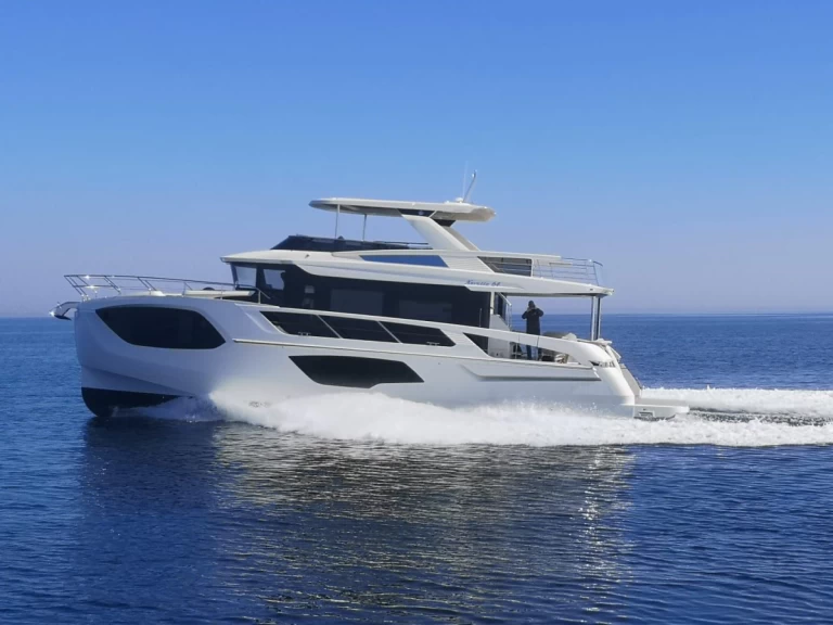 Rent a Absolute Yachts Navetta 64 Sukošan