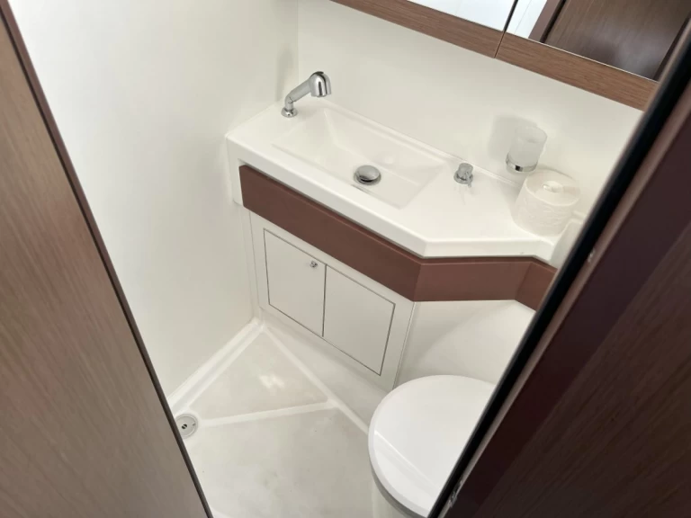 Sailboat rental with or without captain Bénéteau Split