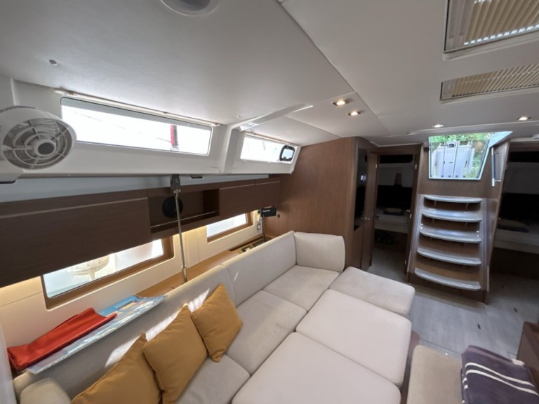 Sailboat for rent Split at the best price