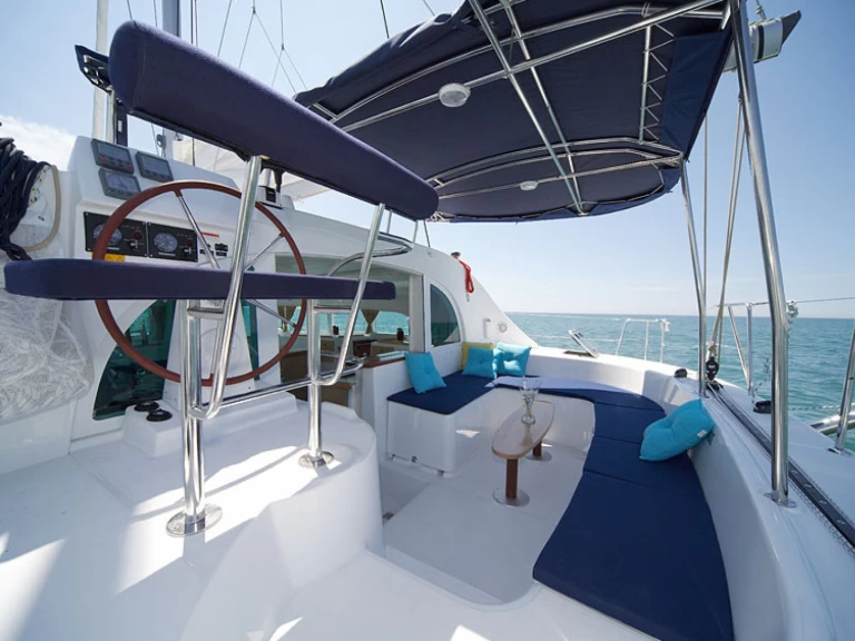 Yacht charter Biograd na Moru cheap Lagoon 380