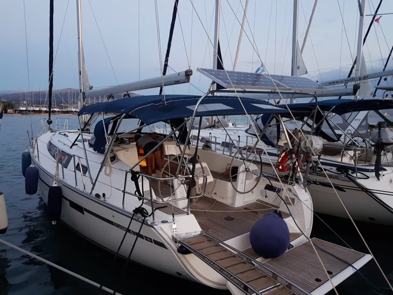Sailboat rental in Lefkáda - Bavaria Cruiser 41