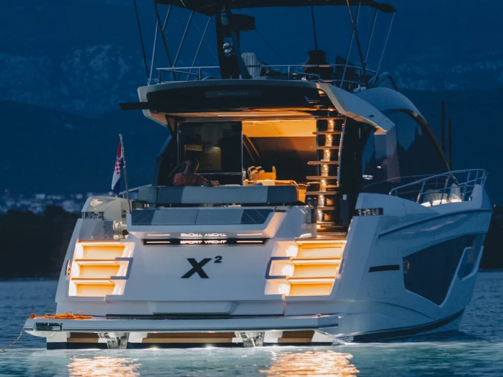 Bareboat Rental Luxury Yacht Sunseeker with a boat licence