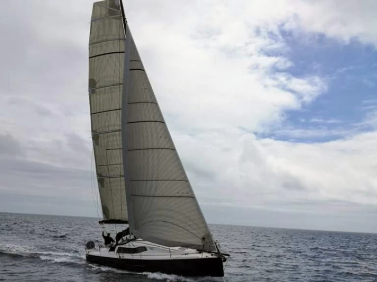 Boat rental Pogo Structures Pogo 36 in Punat on Samboat