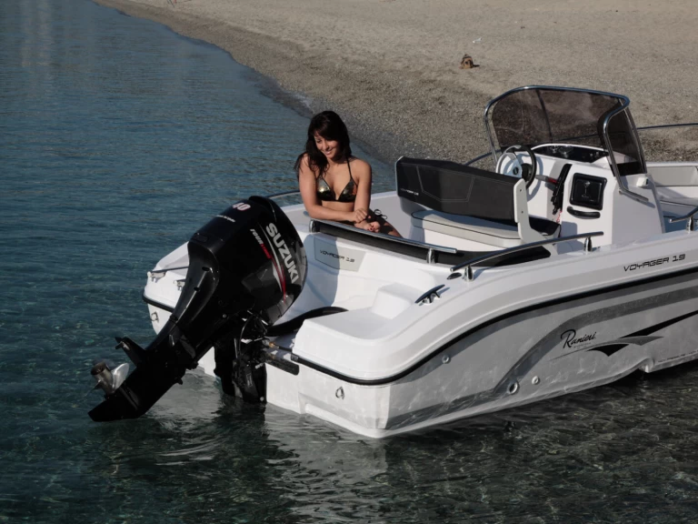Rent a Ranieri Voyager 19 S Preko
