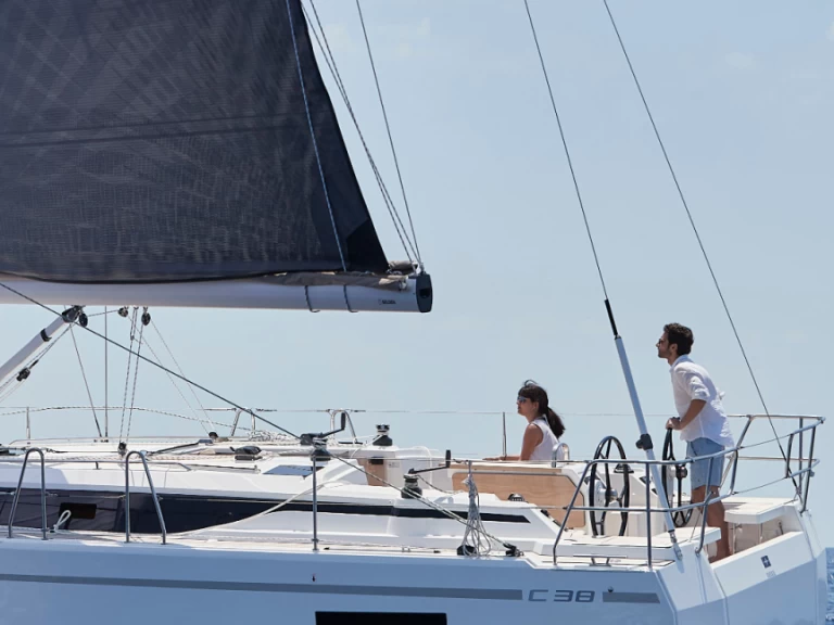 Sailboat for rent France at the best price