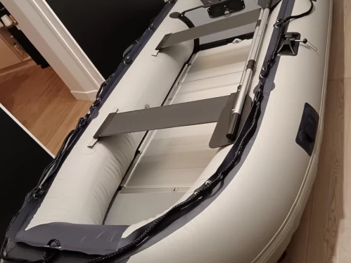 Artsport 320 in Avignon on SamBoat