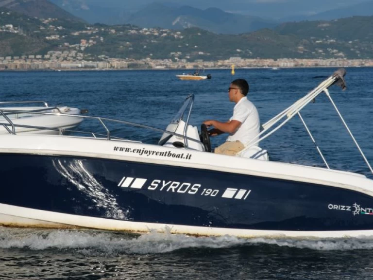 Motorboat rental in Cetara - Orizzonti Syros 190