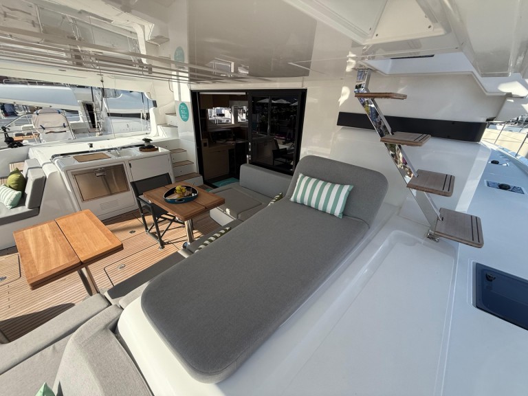 Boat rental Lagoon Lagoon 55 in Salerno on Samboat