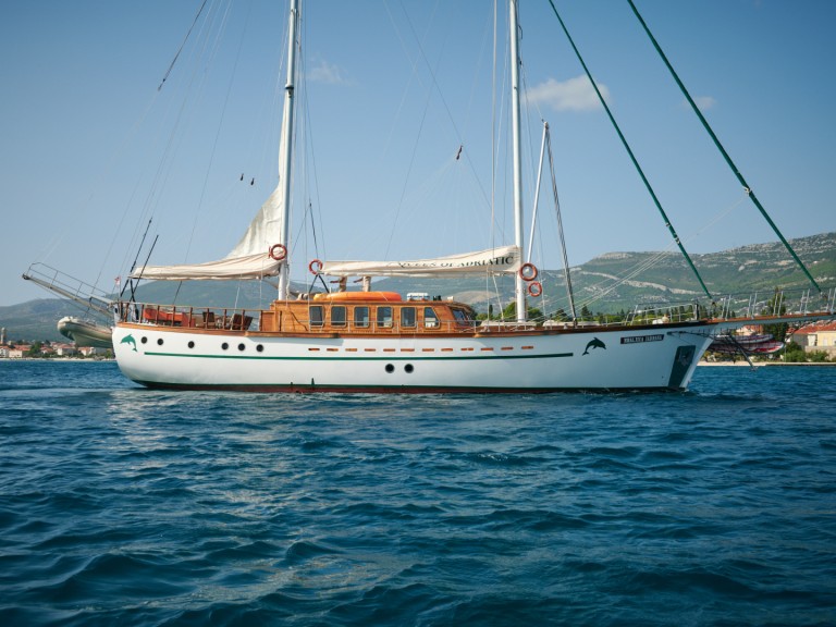 Bareboat Rental Sailboat Yener-Yachts with a boat licence