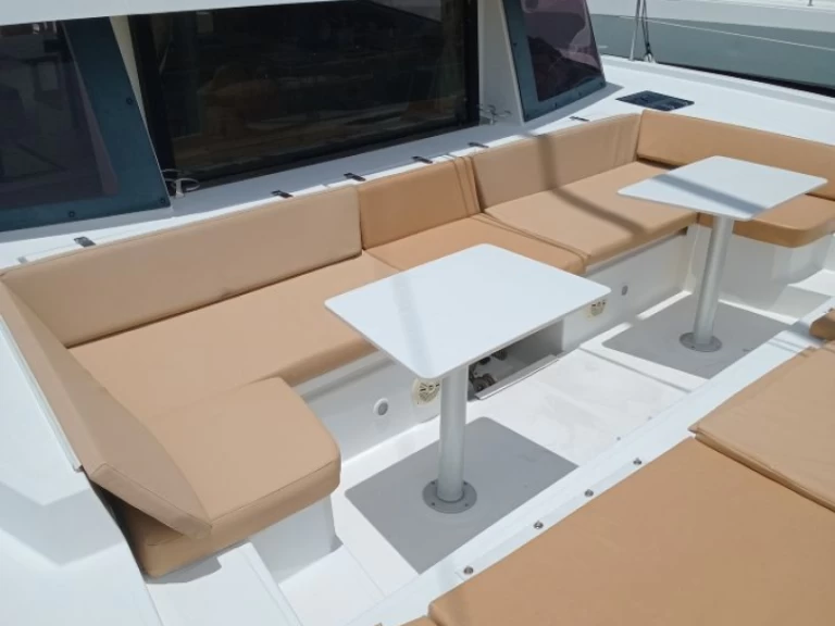 Catamaran rental in Praslin Island - Bali Bali 4.5