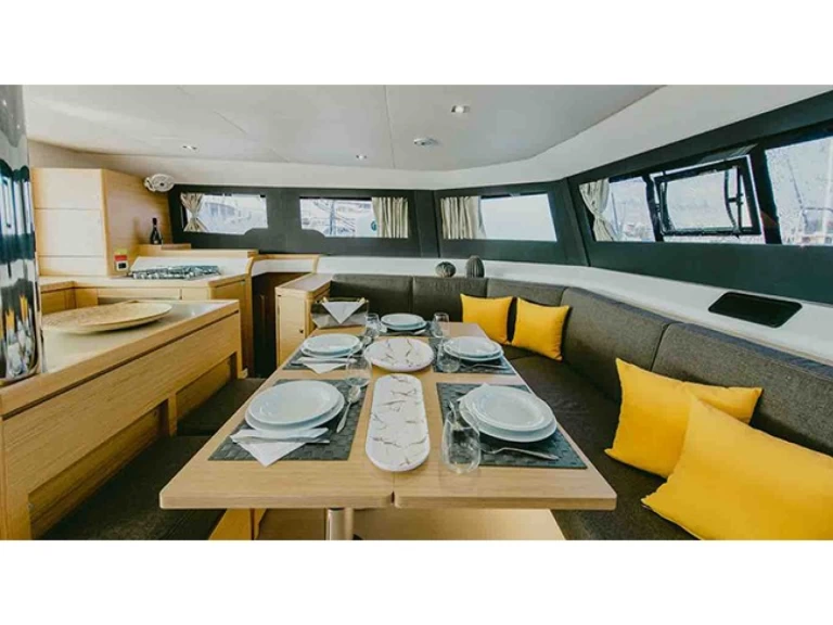 Dufour Dufour 48 in Paros (Island) on SamBoat